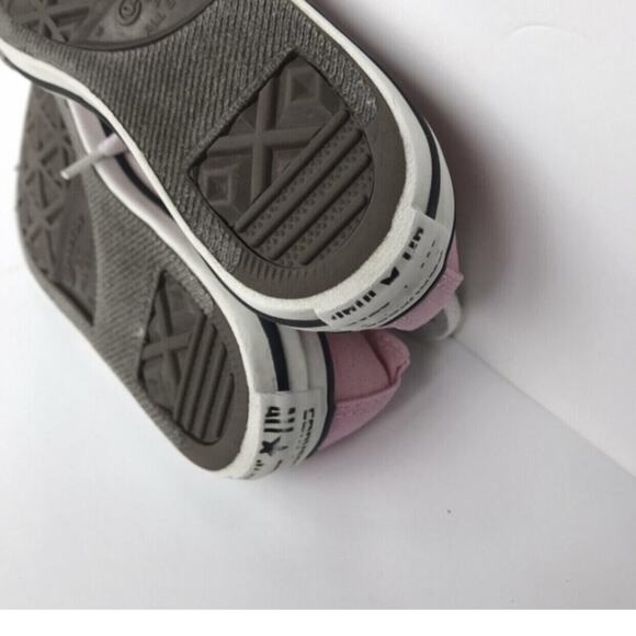 Converse Chuck Taylor All Stars Size 2 - Picture 6 of 11